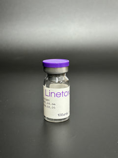 莱茵托克斯 100 - LINETOX 100 is a botulinum toxin type A product formulated for wrinkle reduction, muscle relaxation, and facial rejuvenation. Ideal for areas like the forehead, crow’s feet, and frown lines, it provides long-lasting, natural-looking results for a youthful appearance.