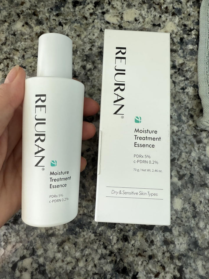 Rejuran Derma Healer Essence 70ml – Lightweight essence with PDRx and micro oil drops for hydration and repair.