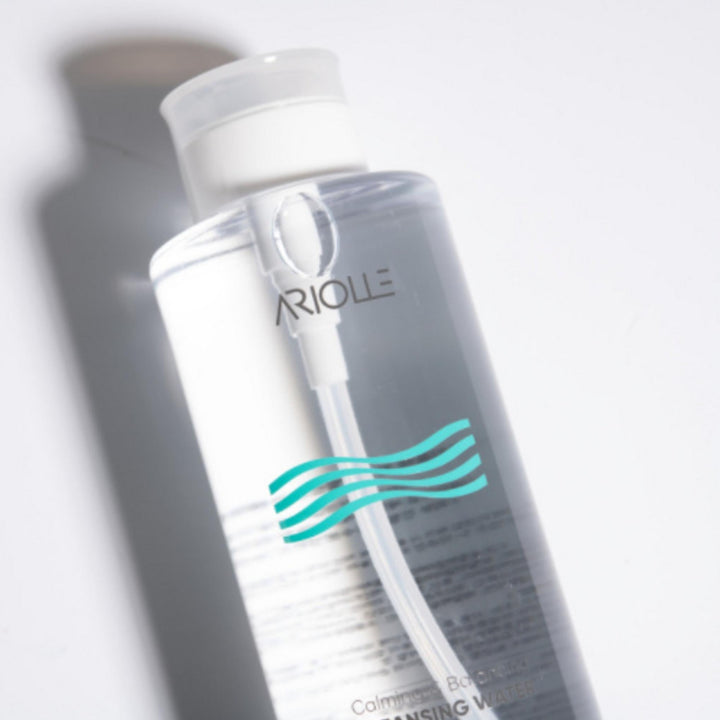 Ariole Calming and Balancing Mildly Acidic Cleansing Water Pump Type.